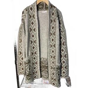 Margeaux & Ellie Women's Large Knit Cardigan Sweater